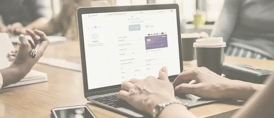 Sim, é possível criar cursos de sucesso com uma equipe enxuta e custos baixos