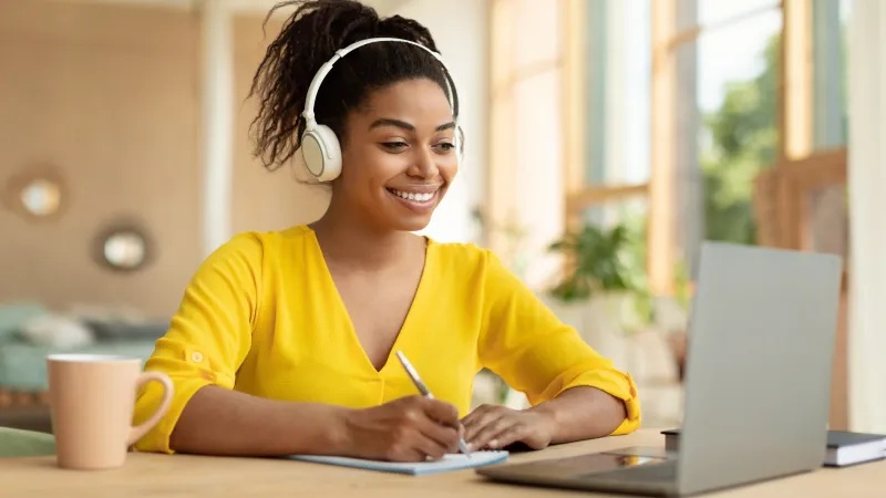 Aprenda a montar seu próprio curso online e compartilhe seus conhecimentos com o mundo!