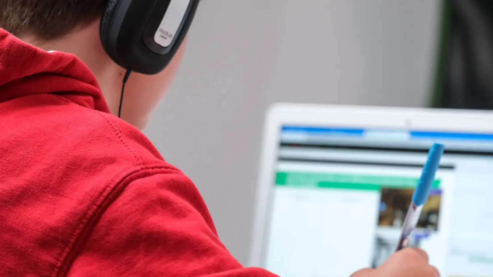 Usando a Plataforma LMS para Melhorar o Ensino e Aprendizagem