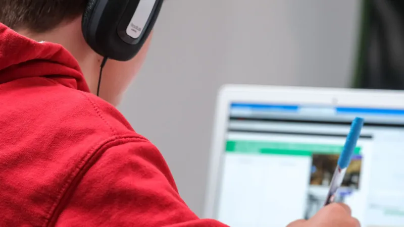Usando a Plataforma LMS para Melhorar o Ensino e Aprendizagem