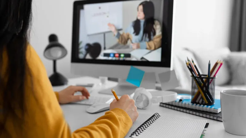 Vai ficar de fora do mercado? Aprenda agora mesmo a vender seus cursos online com sucesso!