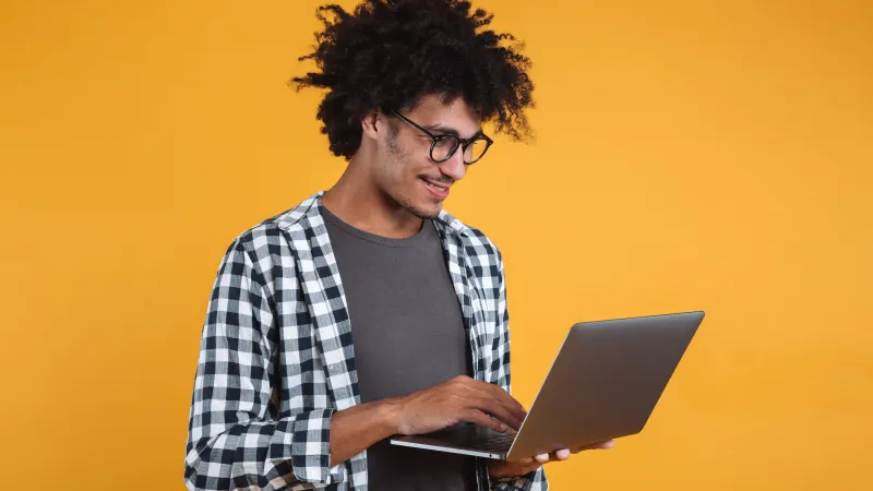 Dicas incríveis para turbinar a experiência do seu aluno em cursos online!