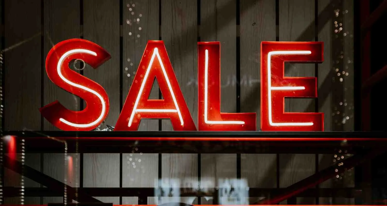 Principais erros ao enviar e-mails preparatórios para Black Friday